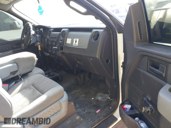 2012 Ford F-150 XL with VIN 1FTPF1CF7CKE24237, listed as a IAAI auction lot 40561779 with 185,152 mi miles and . Bid and sale history available at DreamBid. Image 5.