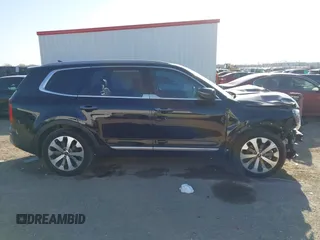 2020 Kia Telluride S with VIN 5XYP6DHC8LG050601, listed as a IAAI auction lot 41769056 with 146,682 mi miles and . Bid and sale history available at DreamBid. Image 13.