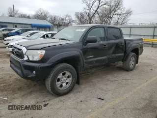 2015 Toyota Tacoma z VIN 3TMLU4EN0FM170751, wystawiony jako Copart lot #85368854 z przebiegiem 92 689 mil mil oraz Szkoda całkowita • Salvage title. Historia ofert i sprzedaży dostępna na DreamBid. Obrazek 1.
