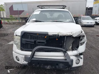 2010 Ford F-150 XL z VIN 1FTEX1CW4AFC14348, wystawiony jako IAAI lot #42381042 z przebiegiem Nie podano mil oraz . Historia ofert i sprzedaży dostępna na DreamBid. Obrazek 13.