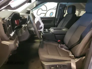 2025 Chevrolet Silverado 1500 LT with VIN 1GCPACED8SZ131345, listed as a Copart auction lot 52436255 with 18,932 mi miles and Clean Title. Bid and sale history available at DreamBid. Image 7.