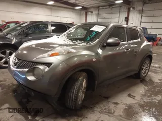 2011 Nissan Juke SL with VIN JN8AF5MVXBT024916, listed as a IAAI auction lot 41562770 with 175,256 mi miles. Bid and sale history available at carsss.com. Image 2.
