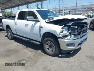 2019 Ram 2500 Big Horn with VIN 3C6UR5DJ4KG519811, listed as a IAAI auction lot 42643850 with 255,461 mi miles and . Bid and sale history available at DreamBid. Image 1.