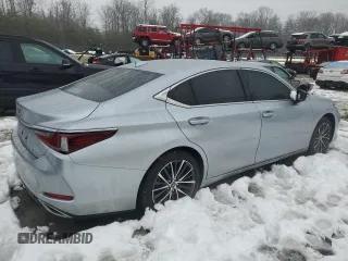 2023 Lexus ES 350 with VIN 58ADZ1B17PU152576, listed as a Copart auction lot 45060315 with 22,627 mi miles and Salvage Title. Bid and sale history available at DreamBid. Image 3.