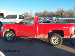2008 Chevrolet Silverado 1500 Work Truck with VIN 1GCEK14C78Z246545, listed as a IAAI auction lot 41390898 with 150,913 mi miles. Bid and sale history available at carsss.com. Image 14.