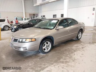 2002 Pontiac Bonneville SE with VIN 1G2HX54K424128538, listed as a IAAI auction lot 41606130 with 147,048 mi miles. Bid and sale history available at carsss.com. Image 2.