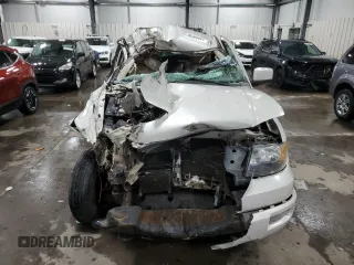 2005 Ford Expedition Limited with VIN 1FMPU20545LA71147, listed as a Copart auction lot 86366444 with 277,054 mi miles and Non Repairable. Bid and sale history available at carsss.com. Image 5.