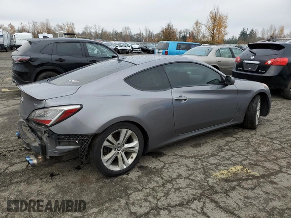 2010 Hyundai Genesis Coupe Grand Touring z VIN KMHHU6KH2AU042270, wystawiony jako Copart lot #82710674 z przebiegiem 56 592 mil mil oraz Szkoda całkowita • Salvage title. Historia ofert i sprzedaży dostępna na DreamBid. Obrazek 3.