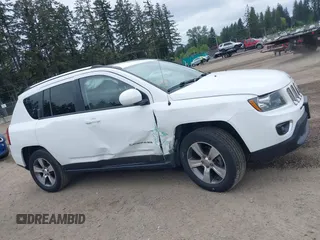 2017 Jeep Compass High Altitude with VIN 1C4NJDEB7HD178187, listed as a IAAI auction lot 42262793 with 144,505 mi miles and . Bid and sale history available at DreamBid. Image 13.