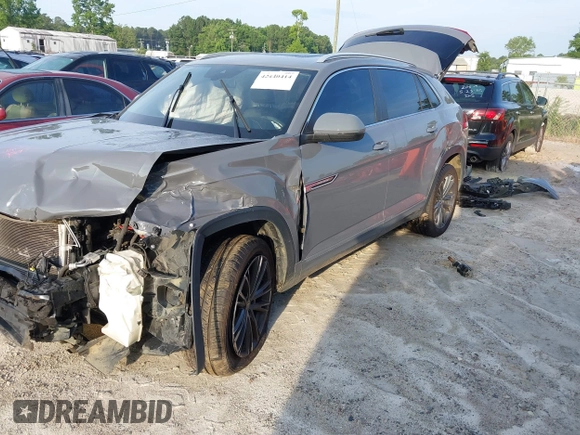 2020 Volkswagen Atlas SEL R-Line with VIN 1V2RE2CA6LC217059, listed as a IAAI auction lot 42440414 with 100,826 mi miles and . Bid and sale history available at DreamBid. Image 22.