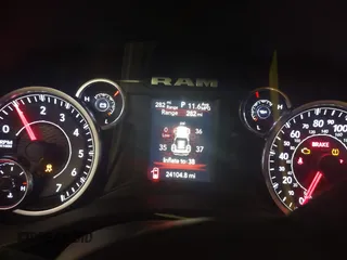 2022 Ram 1500 Big Horn с VIN 1C6SRFBTXNN134167, выставлен на аукционе IAAI как лот 41427090 с пробегом 24 104 миль миль и . История ставок и продаж доступна на DreamBid. Изображение 7.