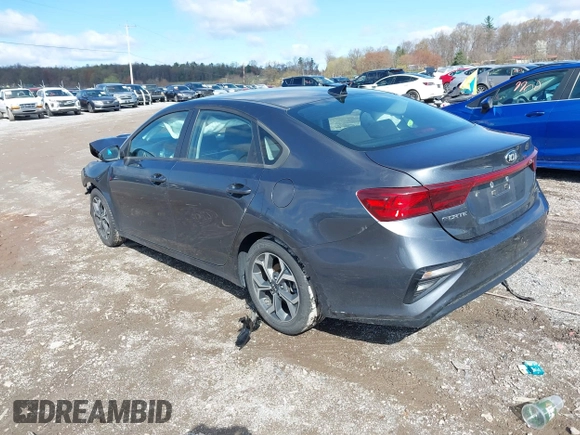 2021 Kia Forte LXS z VIN 3KPF24AD7ME266867, wystawiony jako IAAI lot #41986349 z przebiegiem 93 358 mil mil oraz . Historia ofert i sprzedaży dostępna na DreamBid. Obrazek 3.