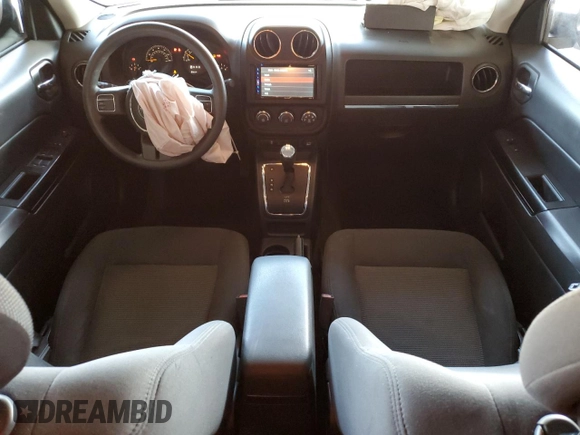 2016 Jeep Patriot Sport z VIN 1C4NJPBA3GD810579, wystawiony jako Copart lot #62644305 z przebiegiem 96 481 mil mil oraz Szkoda całkowita • Salvage title. Historia ofert i sprzedaży dostępna na DreamBid. Obrazek 8.