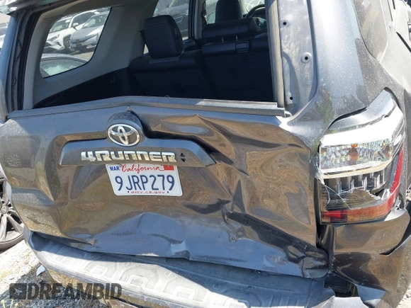 2020 Toyota 4Runner SR5 with VIN JTEZU5JRXL5219668, listed as a IAAI auction lot 42328511 with 99,970 mi miles and . Bid and sale history available at DreamBid. Image 17.