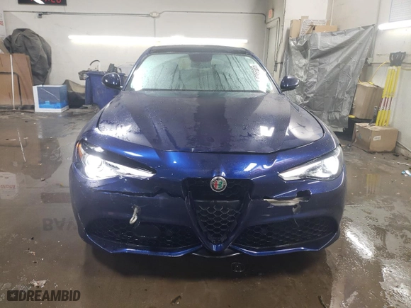 2017 Alfa Romeo Giulia Ti with VIN ZARFAEENXH7560576, listed as a Copart auction lot 87955065 with 95,768 mi miles and Salvage Title. Bid and sale history available at carsss.com. Image 5.