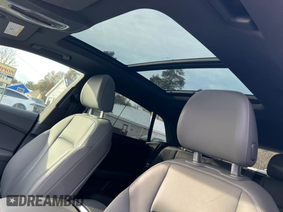 2019 Audi Q8 Prestige with VIN WA1CVAF13KD015103, listed as a Copart auction lot 44077095 with 151,460 mi miles and Clean title. Bid and sale history available at DreamBid. Image 9.