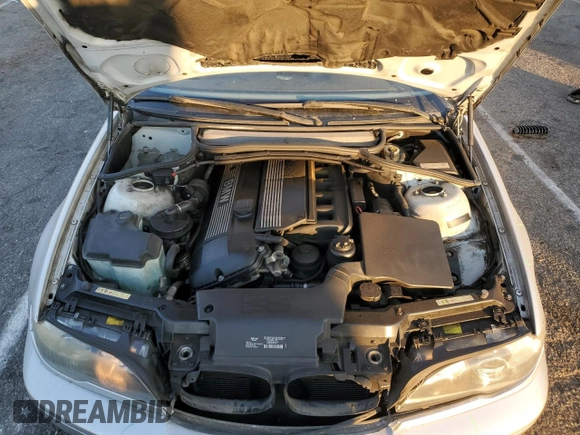 2005 BMW 3 Series 325Ci with VIN WBABW33425PG99105, listed as a Copart auction lot 87089304 with 159,379 mi miles and Salvage Title. Bid and sale history available at carsss.com. Image 11.