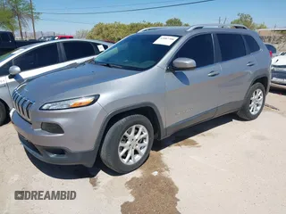 2017 Jeep Cherokee Latitude with VIN 1C4PJLCB3HW660925, listed as a IAAI auction lot 42087708 with 111,345 mi miles and . Bid and sale history available at carsss.com. Image 2.
