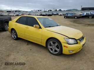 2001 Lexus IS 300/350 with VIN JTHBD182110028382, listed as a Copart auction lot 53190425 with 183,991 mi miles and Salvage Title. Bid and sale history available at DreamBid. Image 4.