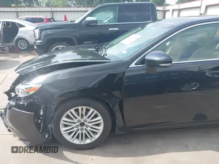 2016 Lexus ES with VIN 58ABK1GG0GU004813, listed as a IAAI auction lot 42114069 with 111,622 mi miles. Bid and sale history available at carsss.com. Image 18.