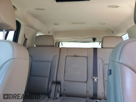 2017 Chevrolet Tahoe LT z VIN 1GNSKBKC5HR330558, wystawiony jako Copart lot #54977925 z przebiegiem 102 961 mil mil oraz Szkoda całkowita • Salvage title. Historia ofert i sprzedaży dostępna na DreamBid. Obrazek 10.