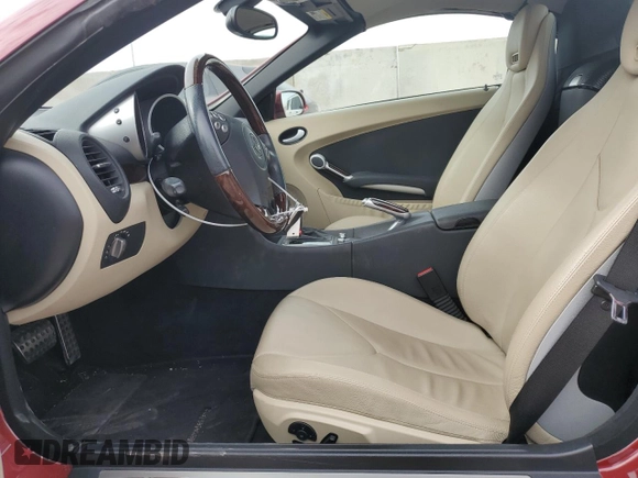 2007 Mercedes-Benz SLK 350 с VIN WDBWK56F57F139575, выставлен на аукционе Copart как лот 82769484 с пробегом 30 677 миль миль и Списание • Salvage title. История ставок и продаж доступна на DreamBid. Изображение 7.