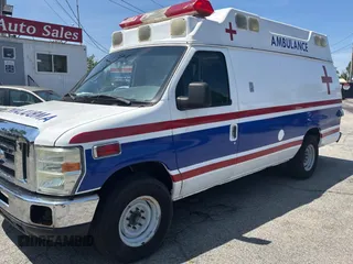 2008 Ford Econoline Cargo with VIN 1FDSS34P68DB13740, listed as a Copart auction lot 61424005 with 130,968 mi miles and Clean title. Bid and sale history available at DreamBid. Image 2.
