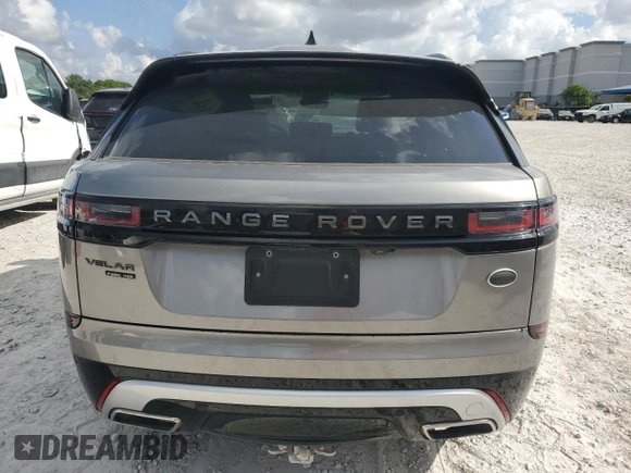 2018 Land Rover Range Rover Velar R-Dynamic HSE with VIN SALYM2RV3JA733200, listed as a Copart auction lot 61778605 with 62,912 mi miles and Clean title. Bid and sale history available at DreamBid. Image 6.
