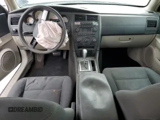 2006 Dodge Magnum z VIN 2D4FV47T06H241101, wystawiony jako Copart lot #57274885 z przebiegiem Nie podano mil oraz Szkoda całkowita • Salvage title. Historia ofert i sprzedaży dostępna na DreamBid. Obrazek 8.