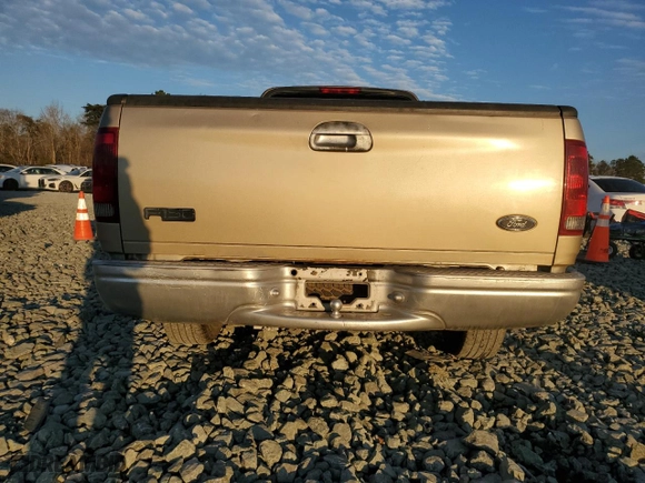 1999 Ford F-150 Work Series with VIN 1FTZF1722XNC16545, listed as a Copart auction lot 86887214 with 137,192 mi miles and Clean Title. Bid and sale history available at carsss.com. Image 6.