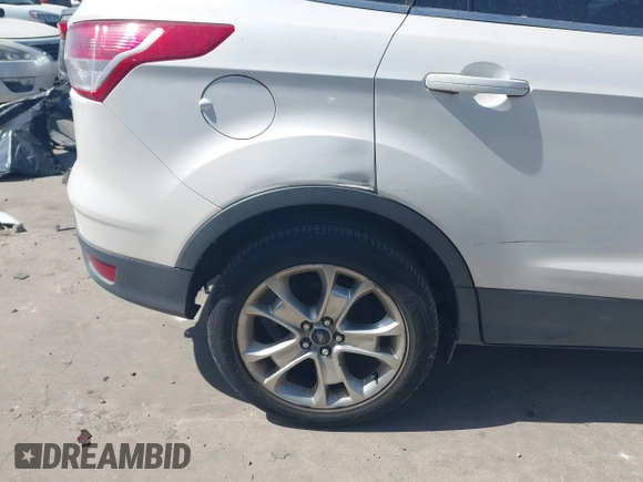 2013 Ford Escape SEL with VIN 1FMCU9H99DUA92213, listed as a IAAI auction lot 41853713 with 119,867 mi miles. Bid and sale history available at carsss.com. Image 6.