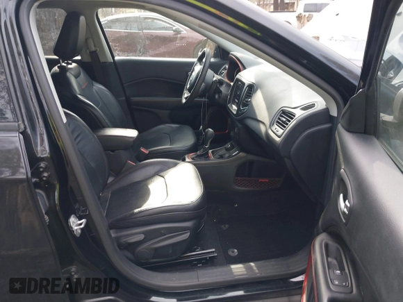 2017 Jeep Compass Trailhawk с VIN 3C4NJDDB4HT628132, выставлен на аукционе IAAI как лот 41611318 с пробегом 74 155 миль миль и . История ставок и продаж доступна на DreamBid. Изображение 5.