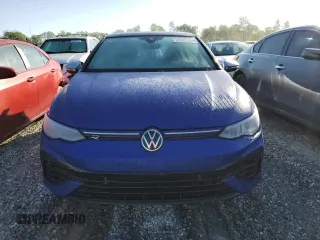 2023 Volkswagen Golf z VIN WVWFB7CD0PW131190, wystawiony jako Copart lot #48380163 z przebiegiem 27 mil mil oraz . Historia ofert i sprzedaży dostępna na DreamBid. Obrazek 5.