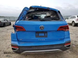 2022 Volkswagen Taos SE z VIN 3VVLX7B27NM062985, wystawiony jako Copart lot #51644395 z przebiegiem 41 883 mil mil oraz Szkody całkowita. Historia ofert i sprzedaży dostępna na DreamBid. Obrazek 6.