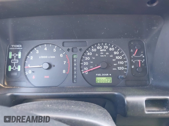 1999 Isuzu Trooper S with VIN JACDJ58X1X7917154, listed as a IAAI auction lot 42632311 with 200,023 mi miles and . Bid and sale history available at DreamBid. Image 7.