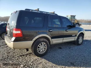 2008 Ford Expedition Eddie Bauer with VIN 1FMFU185X8LA01621, listed as a Copart auction lot 46482635 with 215,975 mi miles and Salvage Title. Bid and sale history available at carsss.com. Image 3.