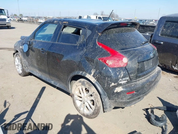 2014 Nissan Juke S with VIN JN8AF5MR1ET450940, listed as a IAAI auction lot 38801607 with 157,565 mi miles. Bid and sale history available at carsss.com. Image 3.