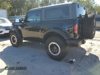 2023 Ford Bronco z VIN 1FMDE5CP6PLB31740, wystawiony jako Copart lot #50167915 z przebiegiem 9 307 mil mil oraz Szkoda całkowita • Salvage title. Historia ofert i sprzedaży dostępna na DreamBid. Obrazek 2.