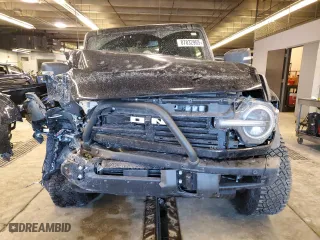 2024 Ford Bronco Badlands with VIN 1FMEE9BP2RLA25236, listed as a Copart auction lot 87832965 with 9,190 mi miles and Salvage Title. Bid and sale history available at carsss.com. Image 5.