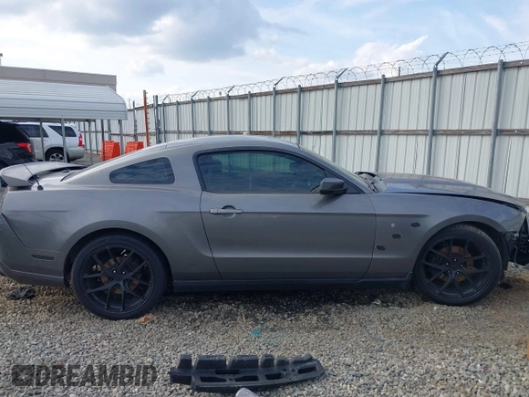 2011 Ford Mustang V6 with VIN 1ZVBP8AMXB5166307, listed as a IAAI auction lot 41544756 with 141,279 mi miles and . Bid and sale history available at carsss.com. Image 13.