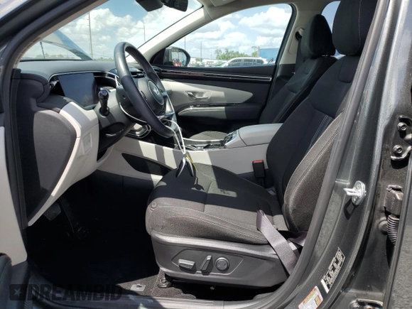 2022 Hyundai Tucson SEL with VIN 5NMJF3AE3NH067374, listed as a Copart auction lot 52634085 with 25,378 mi miles and Salvage Title. Bid and sale history available at DreamBid. Image 7.