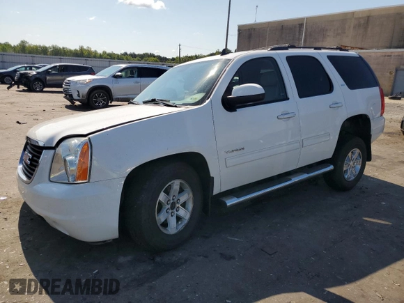 2013 GMC Yukon SLT with VIN 1GKS2CE01DR353981, listed as a Copart auction lot 67356704 with 113,046 mi miles and Salvage Title. Bid and sale history available at carsss.com. Image 1.