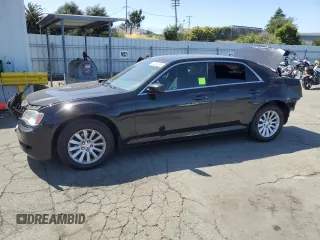 2011 Chrysler 300 z VIN 2C3CA4CG6BH525478, wystawiony jako Copart lot #60824965 z przebiegiem 222 863 mil mil oraz Szkoda całkowita • Salvage title. Historia ofert i sprzedaży dostępna na DreamBid. Obrazek 1.