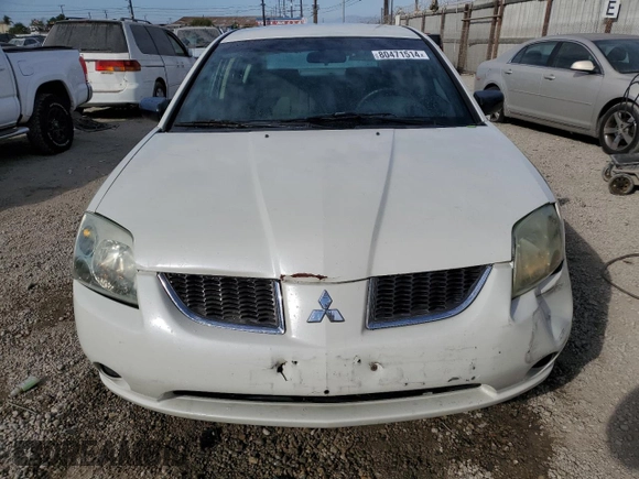 2004 Mitsubishi Galant ES z VIN 4A3AB36FX4E101970, wystawiony jako Copart lot #80471514 z przebiegiem 244 237 mil mil oraz Szkoda całkowita • Salvage title. Historia ofert i sprzedaży dostępna na DreamBid. Obrazek 5.