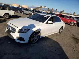 2017 Mercedes-Benz E-Class E 300 Luxury with VIN WDDZF4JB2HA045434, listed as a Copart auction lot 38120113 with 91,292 mi miles. Bid and sale history available at carsss.com. Image 1.