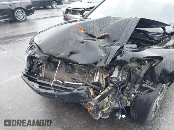 2012 Honda Accord SE z VIN 1HGCP2F65CA243271, wystawiony jako IAAI lot #41572504 z przebiegiem 117 228 mil mil oraz . Historia ofert i sprzedaży dostępna na DreamBid. Obrazek 6.