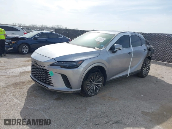 2023 Lexus RX 350 z VIN JTJCHMAA0P2005263, wystawiony jako IAAI lot #40102658 z przebiegiem Nie podano mil oraz . Historia ofert i sprzedaży dostępna na DreamBid. Obrazek 2.