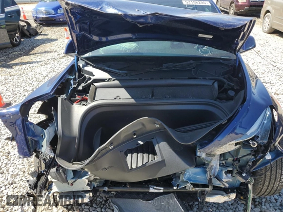 2022 Tesla Model Y Performance z VIN 7SAYGDEF2NF461103, wystawiony jako Copart lot #52198205 z przebiegiem 33 576 mil mil oraz Szkoda całkowita • Salvage title. Historia ofert i sprzedaży dostępna na DreamBid. Obrazek 12.