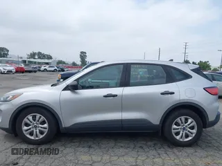 2020 Ford Escape S с VIN 1FMCU0F67LUB91776, выставлен на аукционе IAAI как лот 42386274 с пробегом 64 497 миль миль и . История ставок и продаж доступна на DreamBid. Изображение 15.