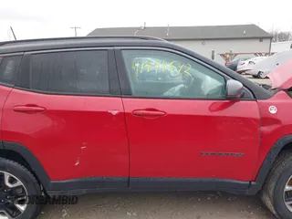 2018 Jeep Compass Trailhawk with VIN 3C4NJDDB2JT441865, listed as a IAAI auction lot 41848542 with 109,696 mi miles and . Bid and sale history available at carsss.com. Image 13.
